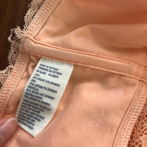 American Eagle Lace Bandeau Bralette - Picture 10 of 10